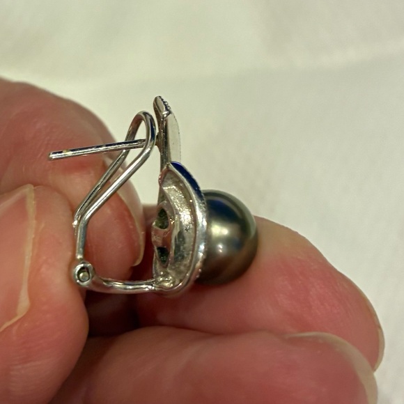 Elegant white 10k gold and Black Pearl Jewelry Set - Picture 7 of 11